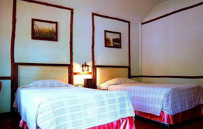 Rooks Holiday Hotel & Resort Mae Hong Son Esterno foto